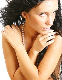 Dispirited Beauty - Wholly Gorgeous Tyro Nudes